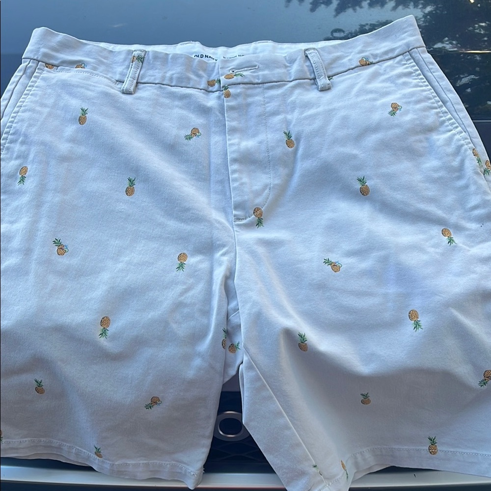 Men's Old Navy  White Pineapple Embroidered Cotton Shorts